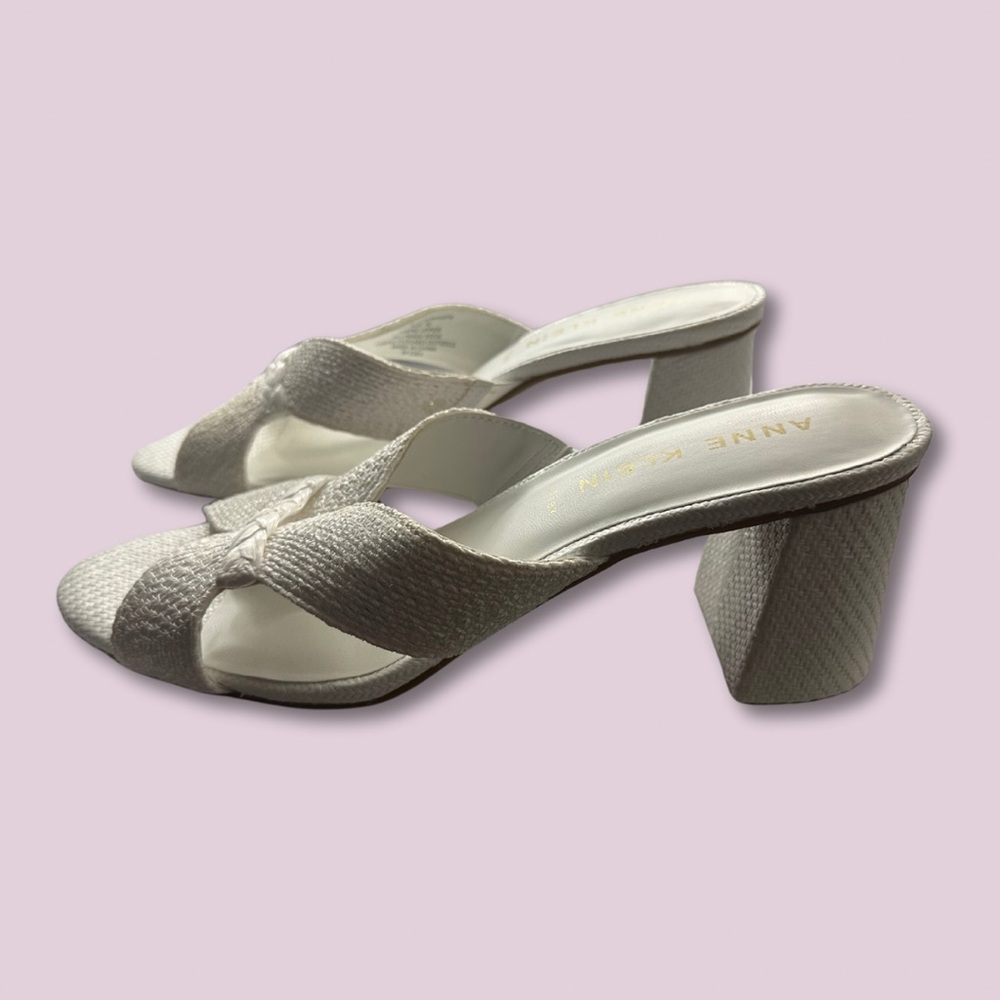 Anne Klein White Sandals with Chunky Block Heel